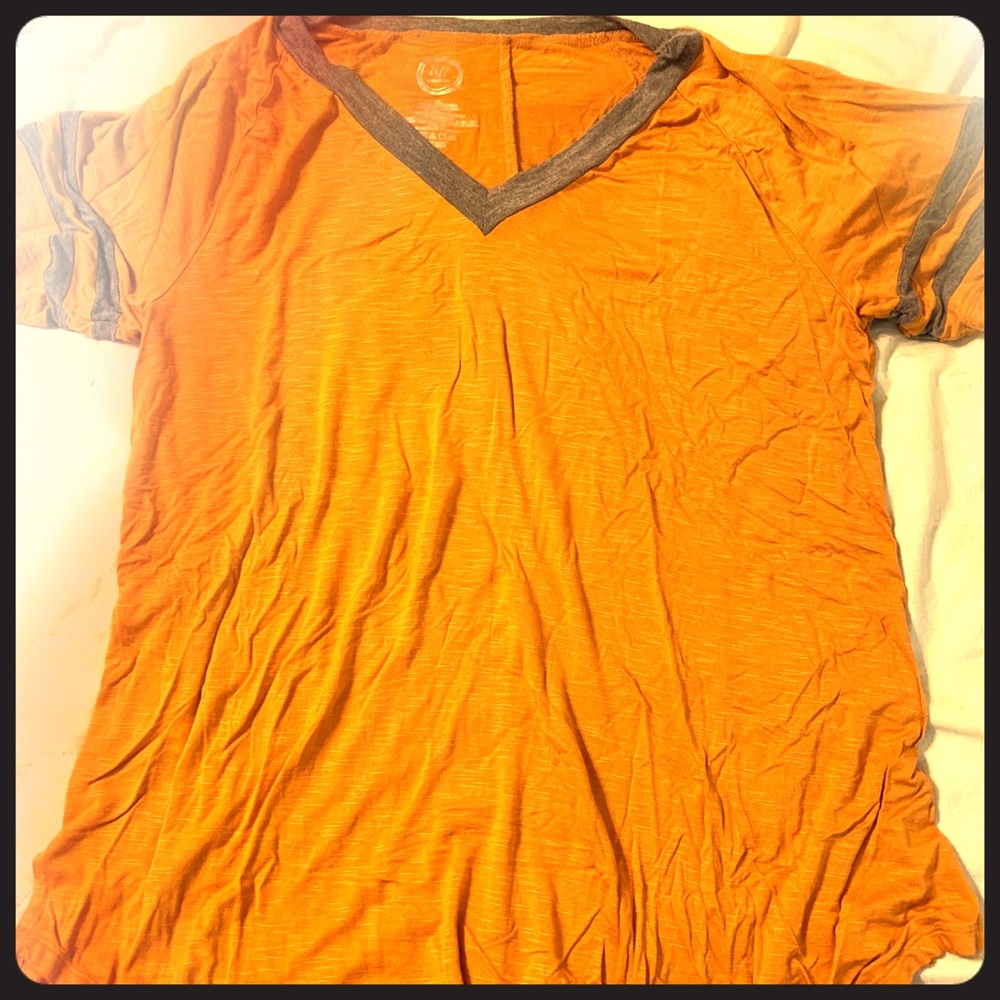 Comfy T-shirt (FINAL PRICE DROP)